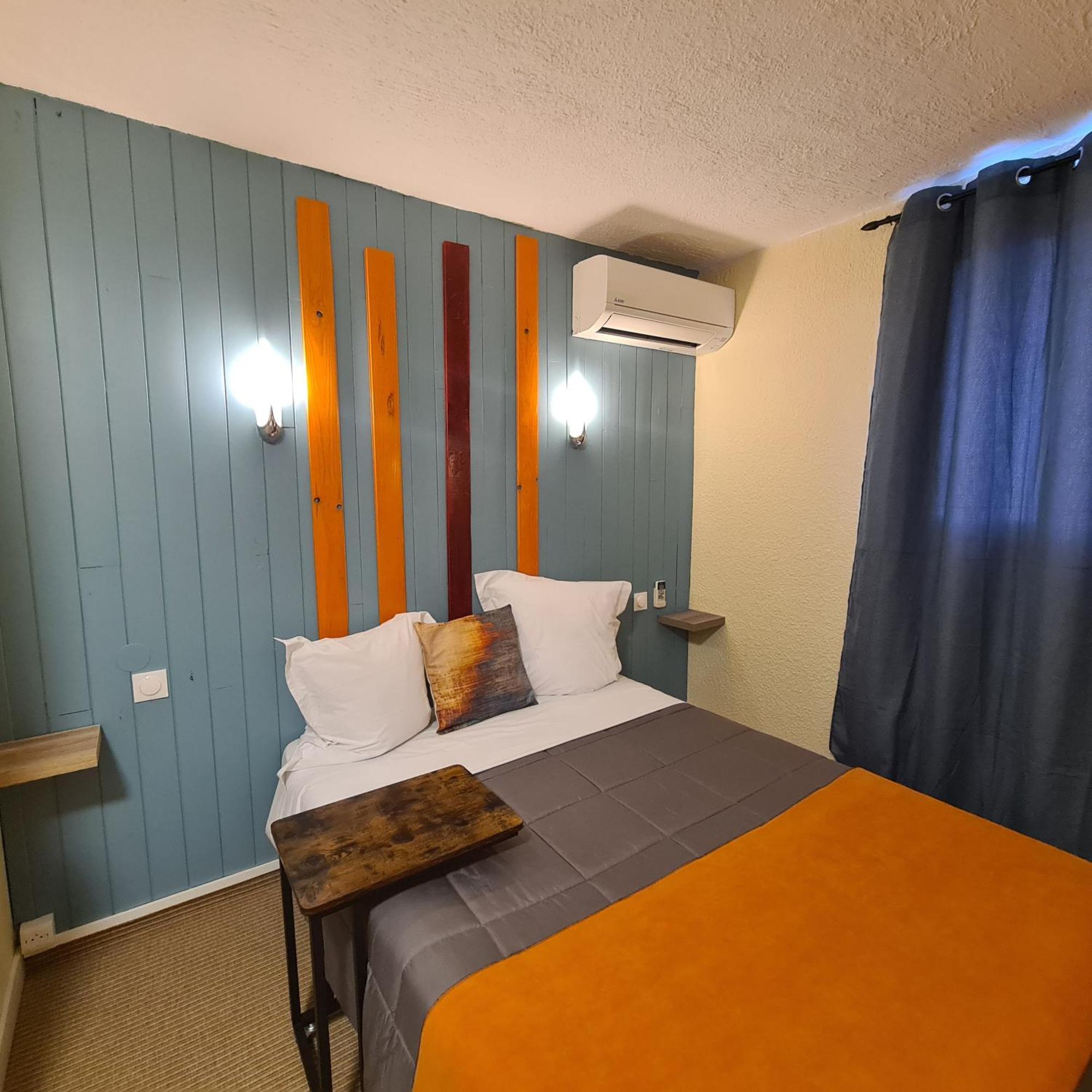 Hotel L'Etoile Aeroport - A61 Каркасон Екстериор снимка