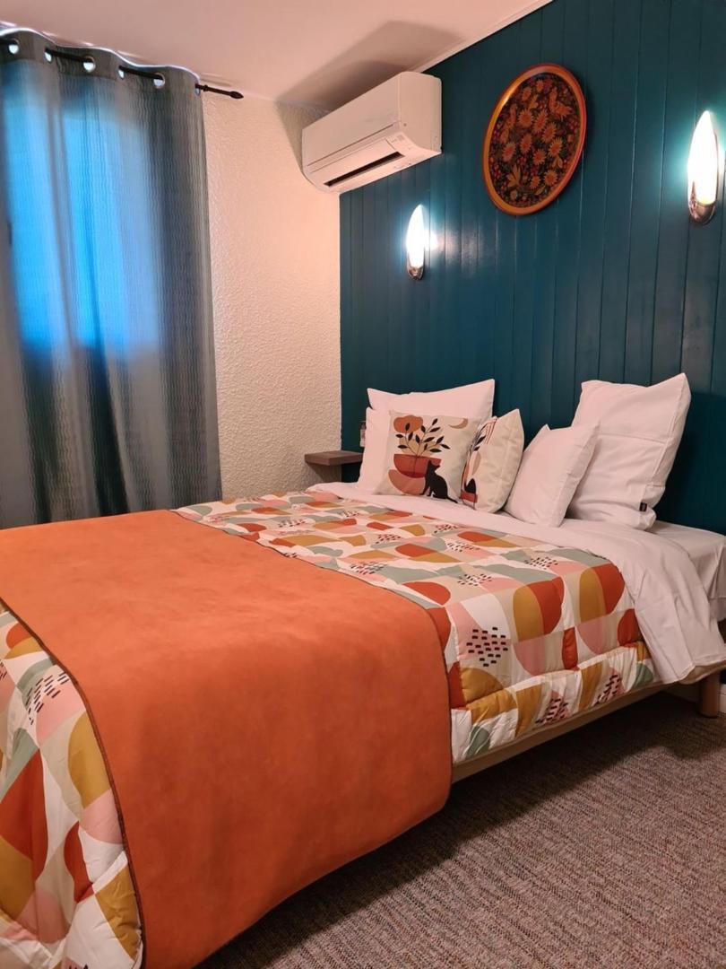 Hotel L'Etoile Aeroport - A61 Каркасон Екстериор снимка