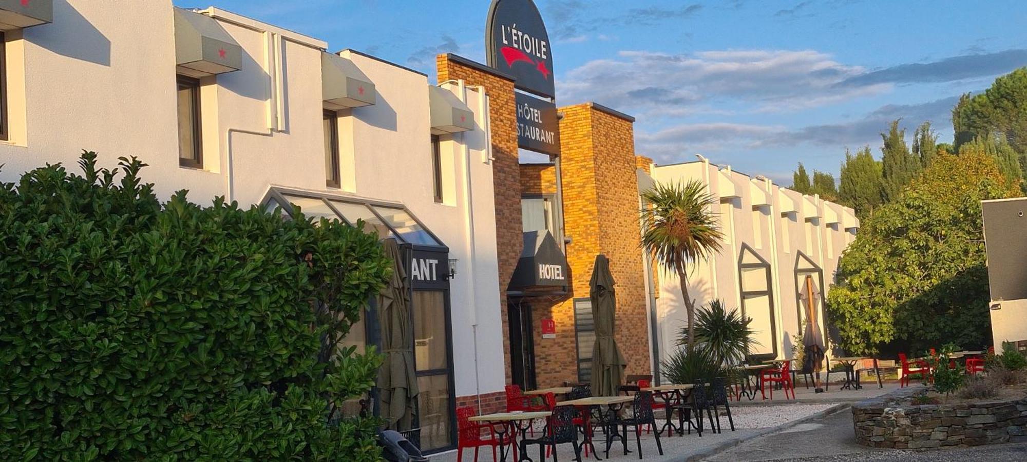 Hotel L'Etoile Aeroport - A61 Каркасон Екстериор снимка