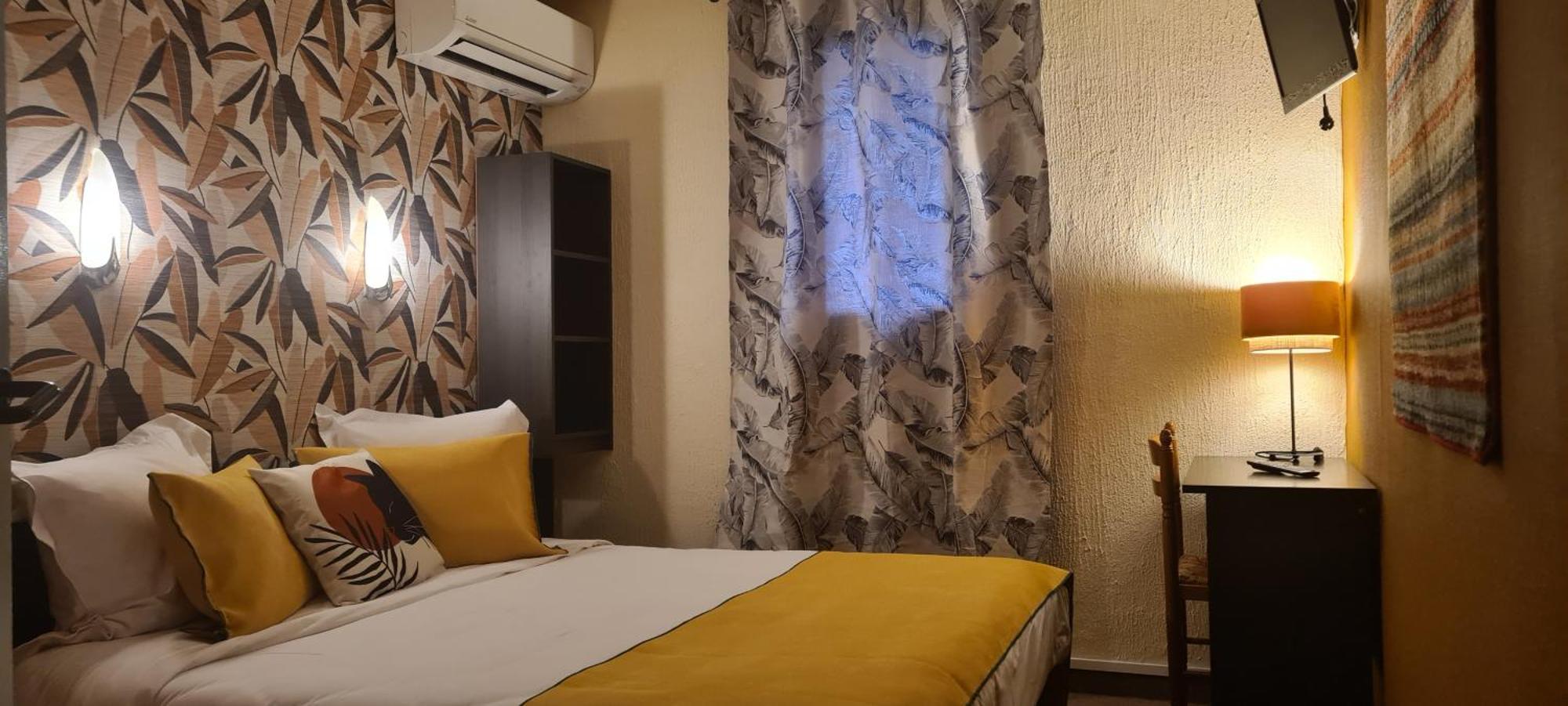 Hotel L'Etoile Aeroport - A61 Каркасон Екстериор снимка